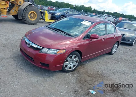 2010 Honda Civic Lx z USA, uszkodzony, nr VIN 2HGFA1F52AH541372